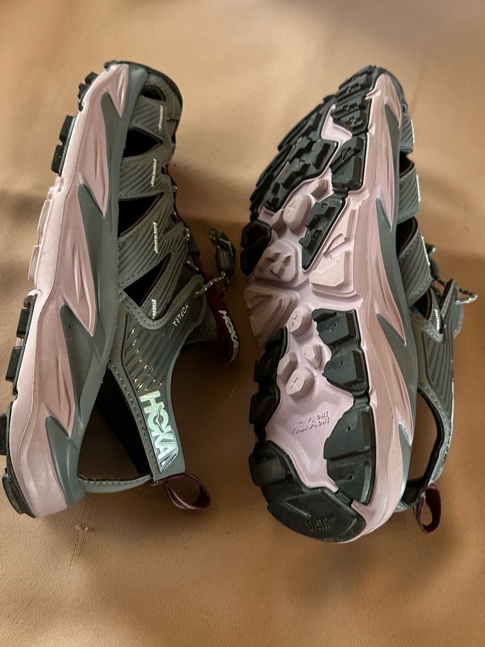Hoka Hopara Sandal Sneakers in Gray and Burgundy size 6 - Picture 6 of 11